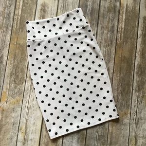 {LuLaRoe} White and Black Polka Dot Pencil Skirt